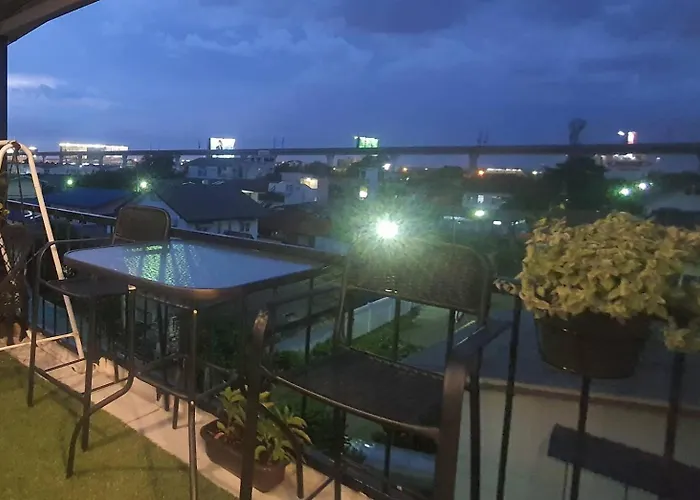 Merit Courtyard Suvarnabhumi House 방콕
