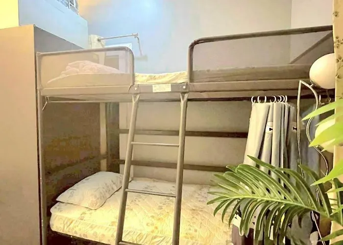 Merit Courtyard Suvarnabhumi House 홈스테이 방콕