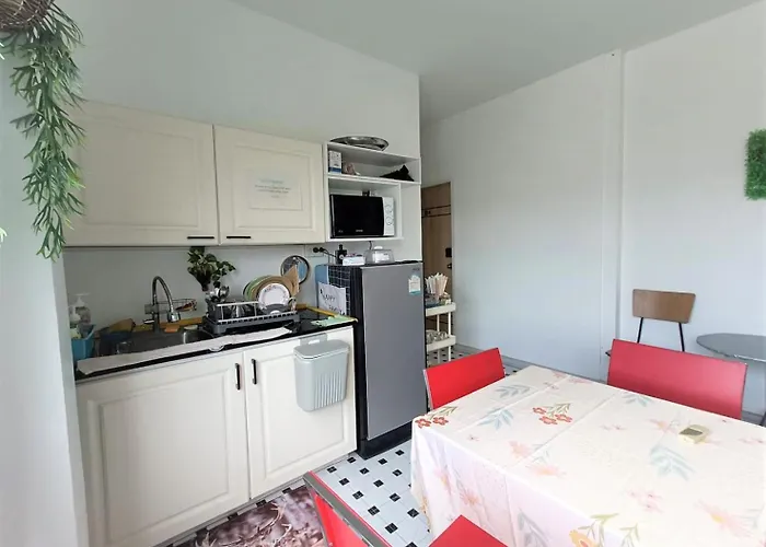 Merit Courtyard Suvarnabhumi House 홈스테이 *