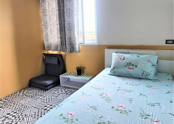 Merit Courtyard Suvarnabhumi House 홈스테이