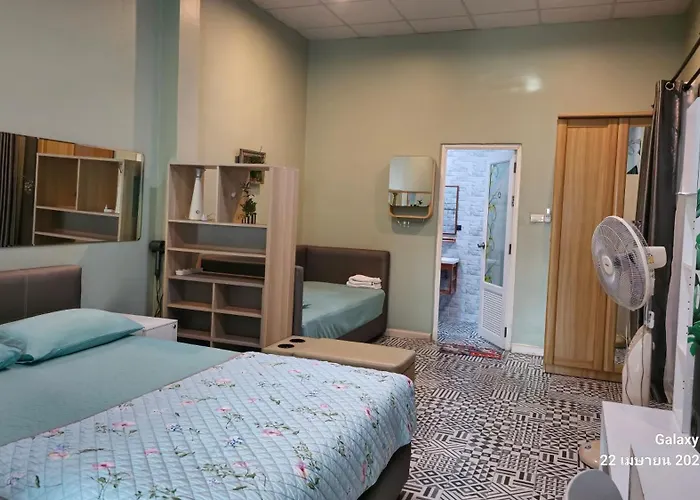 Merit Courtyard Suvarnabhumi House 홈스테이 방콕